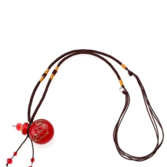 🩸 Little Red Glass Vial Necklace - Picture 2 of 8